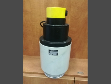 Foto produktu Angle valve Balzers, DN 100 with position indicator, with solenoid 24 V DC, EVA 100 P