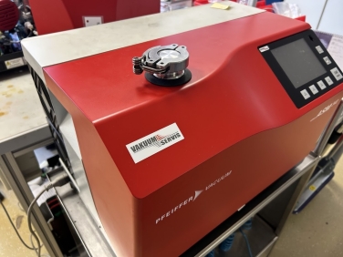 Foto produktu Helium Leak Detector ASM 340, Wet version, 37 Pin, Pfeiffer Vacuum